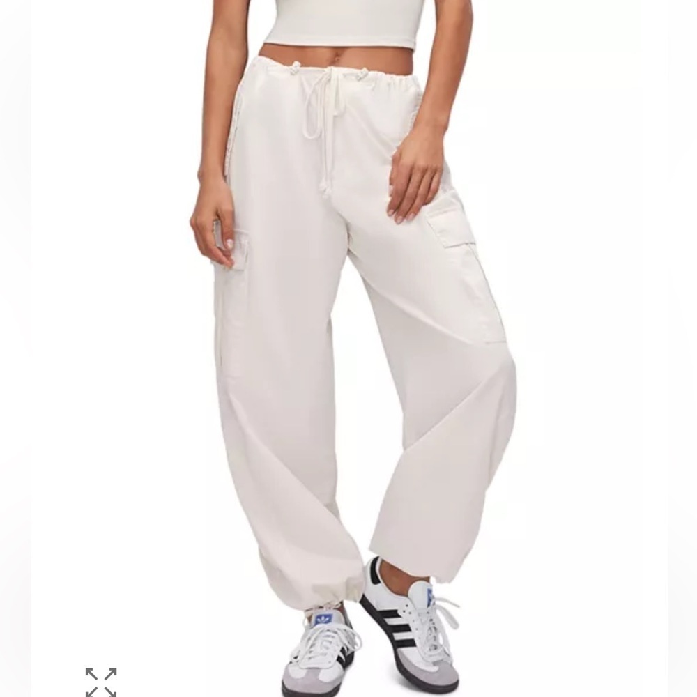 Good American Parachute Drawstring Cargo Pants Cream Cargo Joggers wide leg L